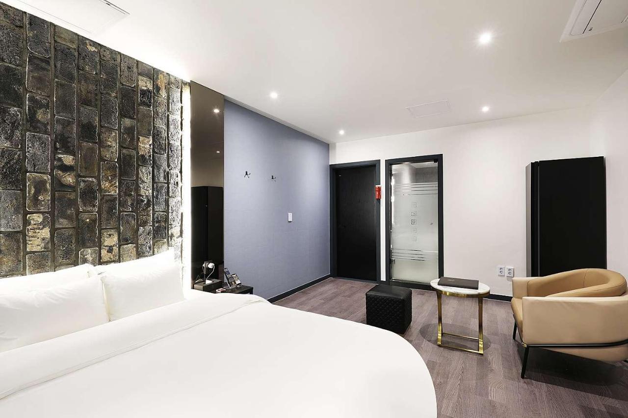Mariposa Hotel Songtan Pyeongtaek Exteriör bild