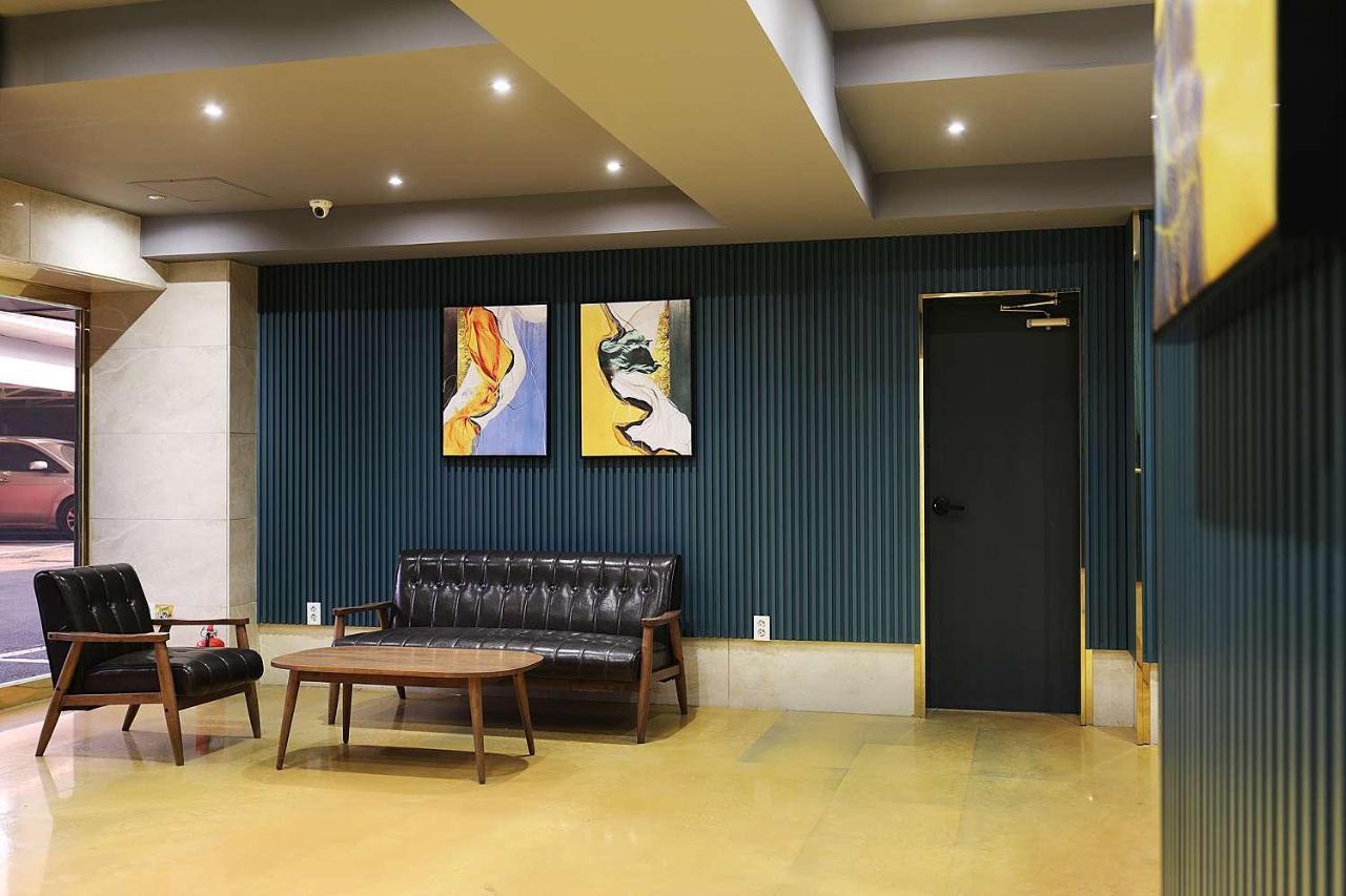 Mariposa Hotel Songtan Pyeongtaek Exteriör bild