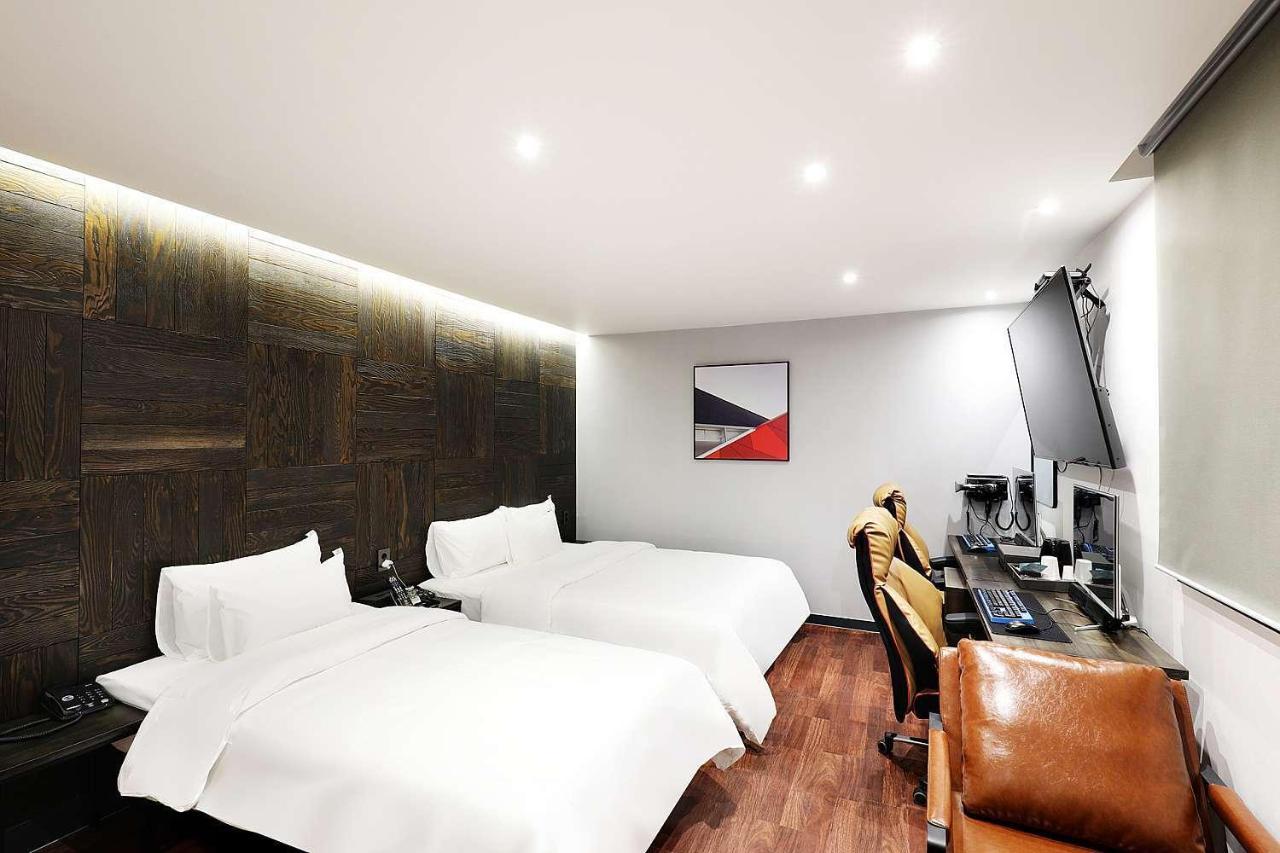 Mariposa Hotel Songtan Pyeongtaek Exteriör bild